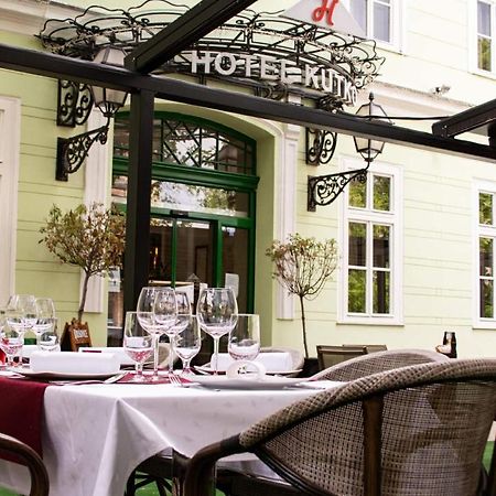 Hotel Kutko Pancevo Ngoại thất bức ảnh