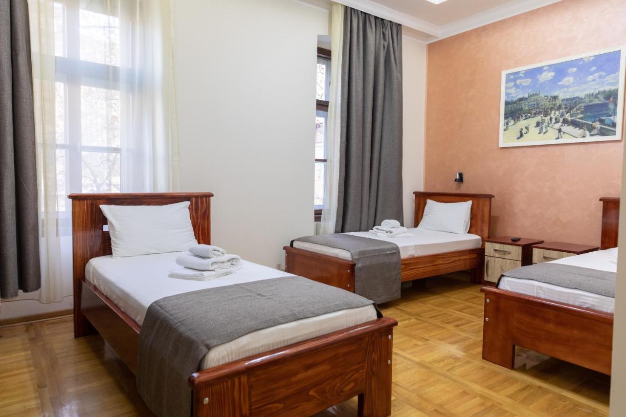 Hotel Kutko Pancevo Ngoại thất bức ảnh