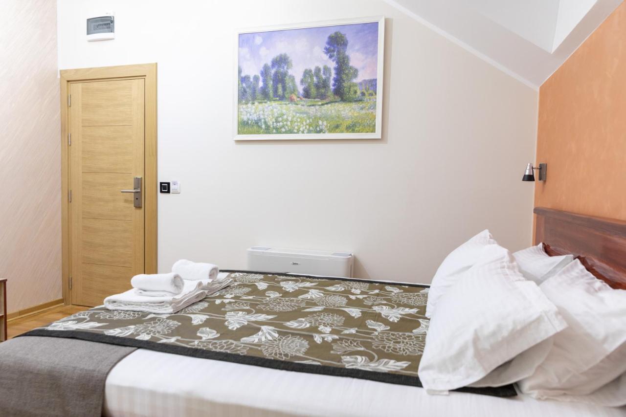 Hotel Kutko Pancevo Ngoại thất bức ảnh