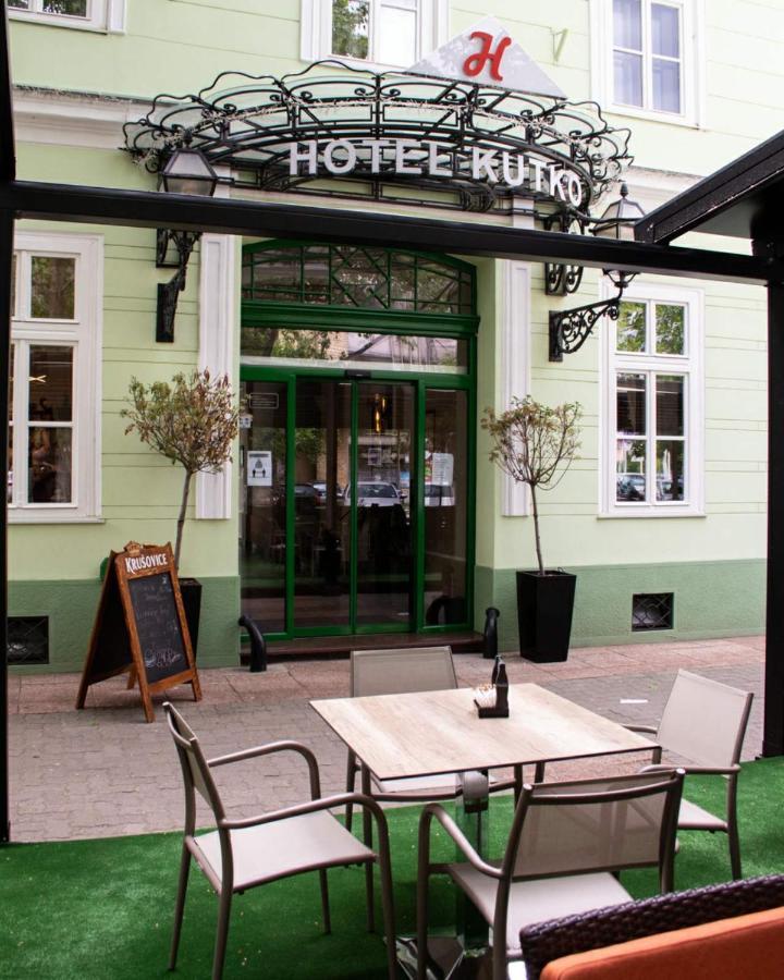 Hotel Kutko Pancevo Ngoại thất bức ảnh