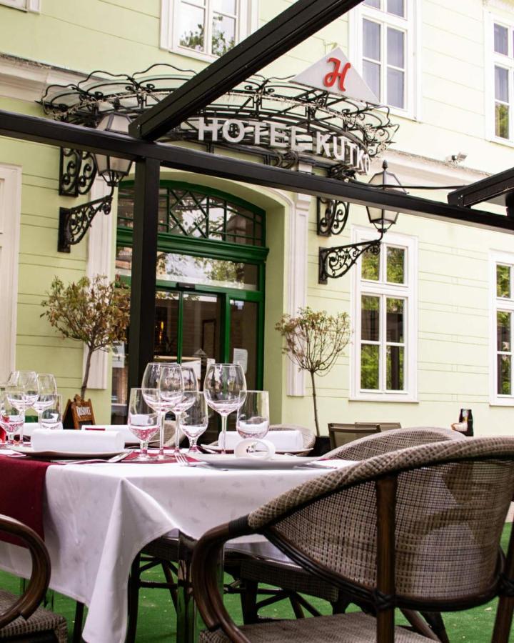 Hotel Kutko Pancevo Ngoại thất bức ảnh