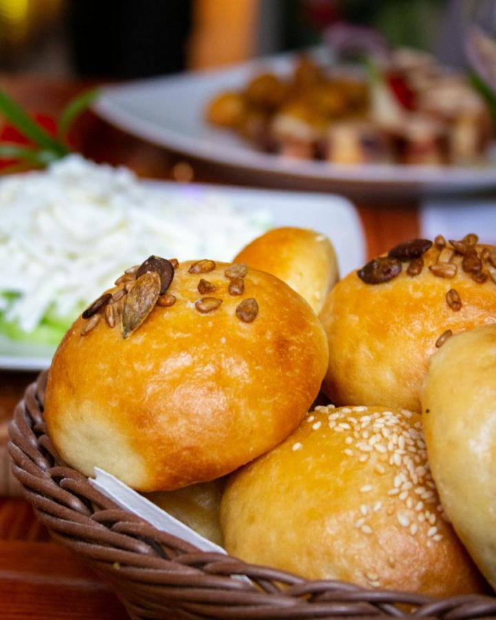 Hotel Kutko Pancevo Ngoại thất bức ảnh